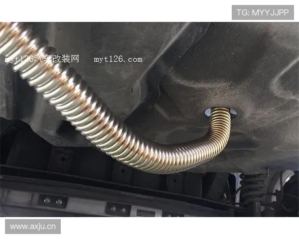 挖掘机严寒地区燃油加热器安装